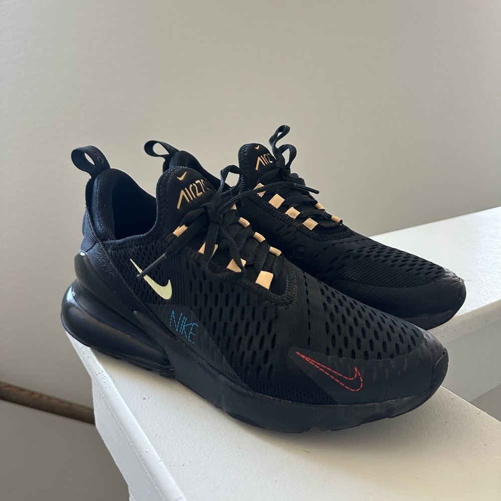 Nike Air Max 270